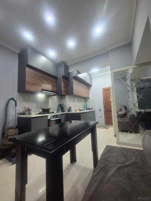 Kirayə verilir 2 otaqlı mənzil 68 m²