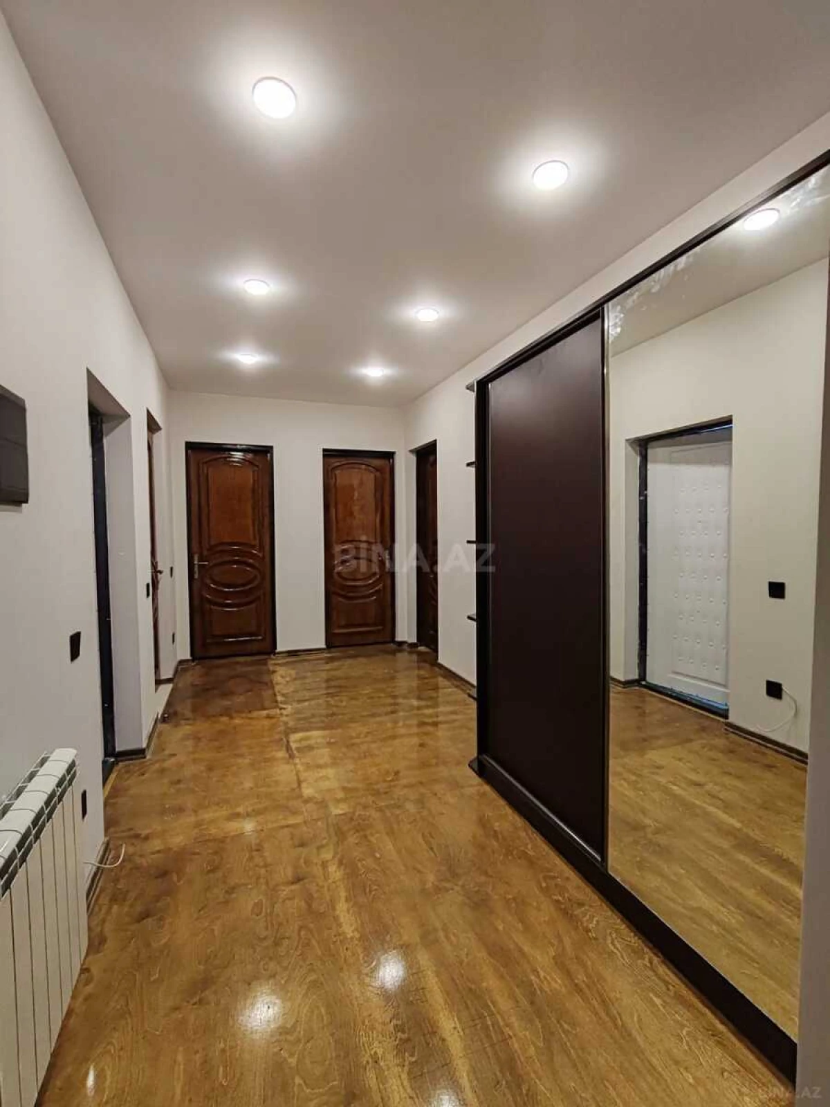 Kirayə verilir 3 otaqlı mənzil 105 m²