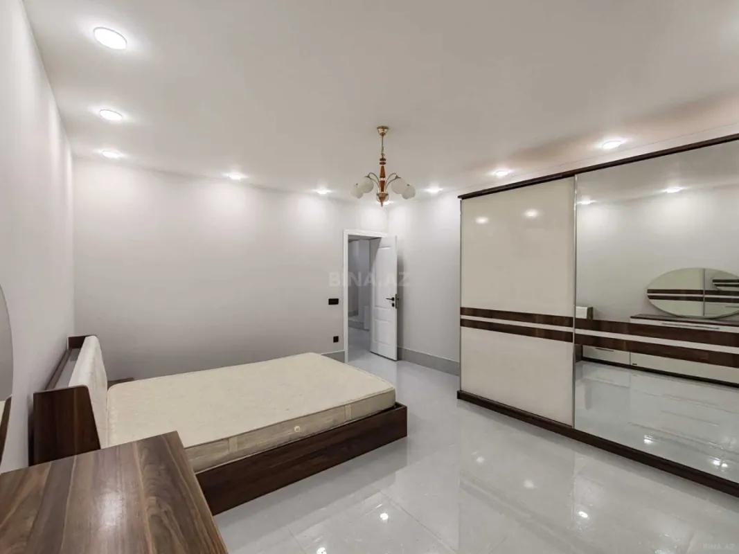 Kirayə verilir 3 otaqlı mənzil 105 m²