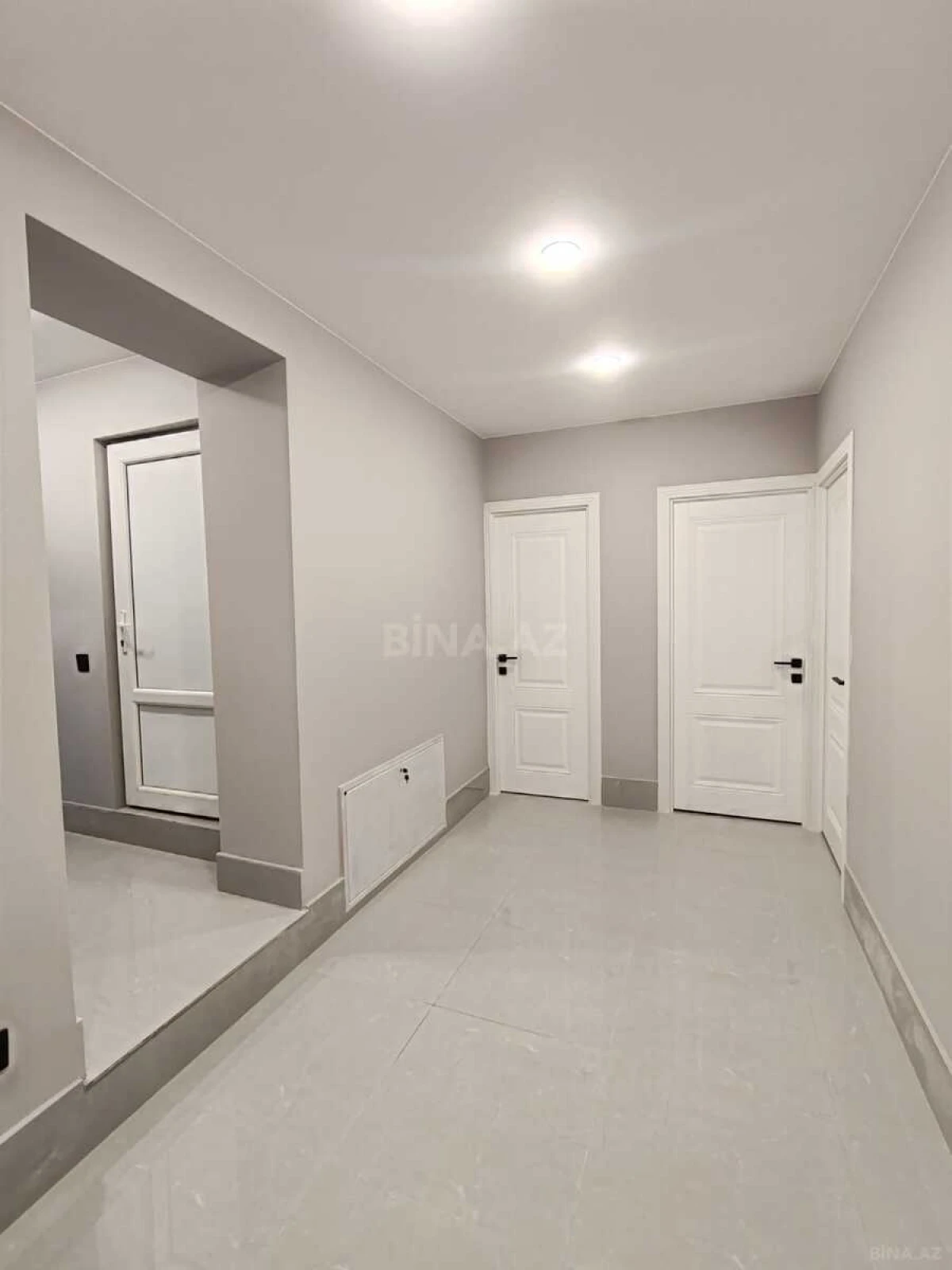 Kirayə verilir 3 otaqlı mənzil 105 m²