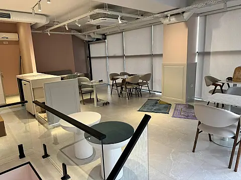 Kirayə verilir obyekt 95 m²