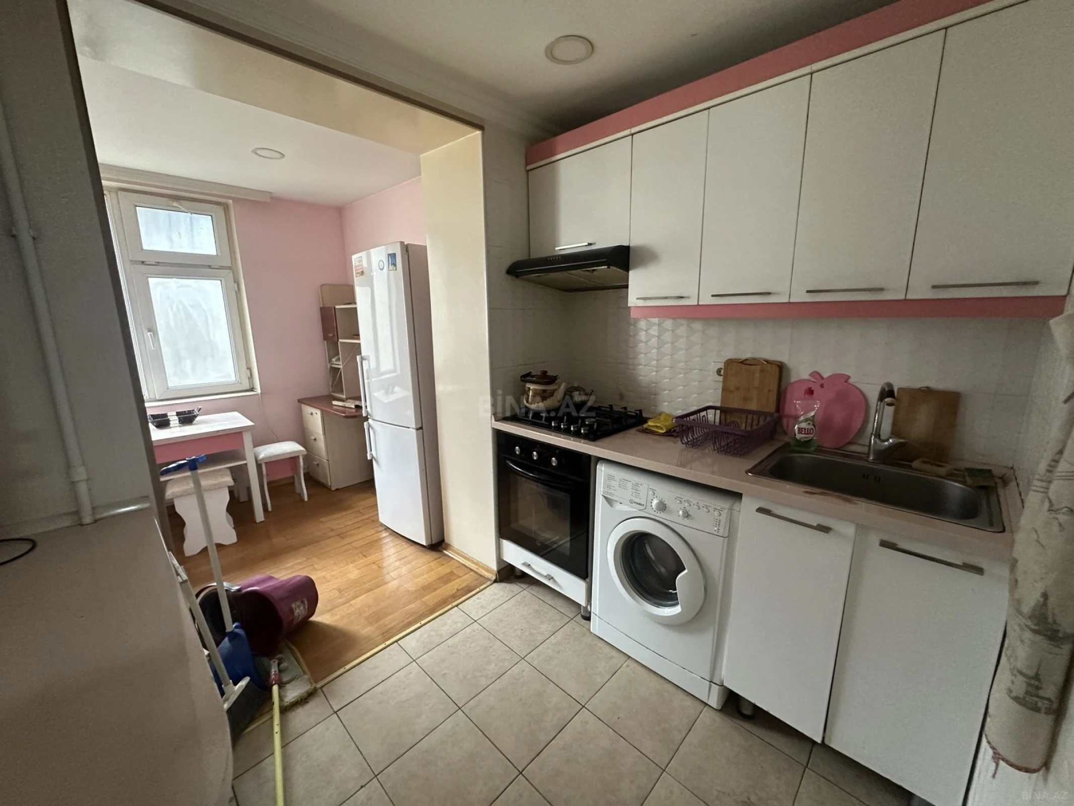 Kirayə verilir 2 otaqlı mənzil 60 m²