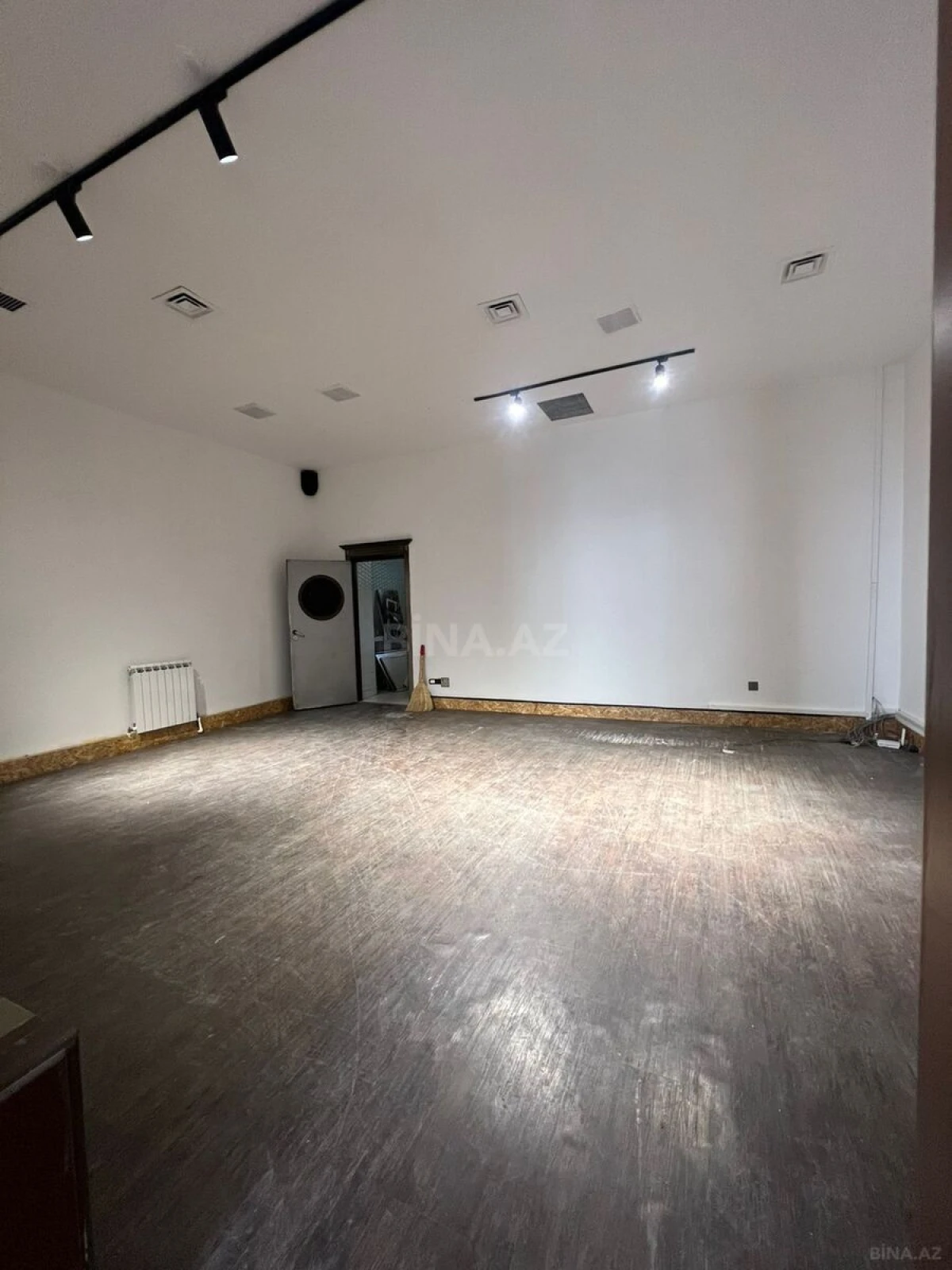 Kirayə verilir obyekt 150 m²