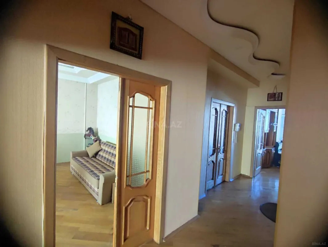 Kirayə verilir 3 otaqlı mənzil 128 m²