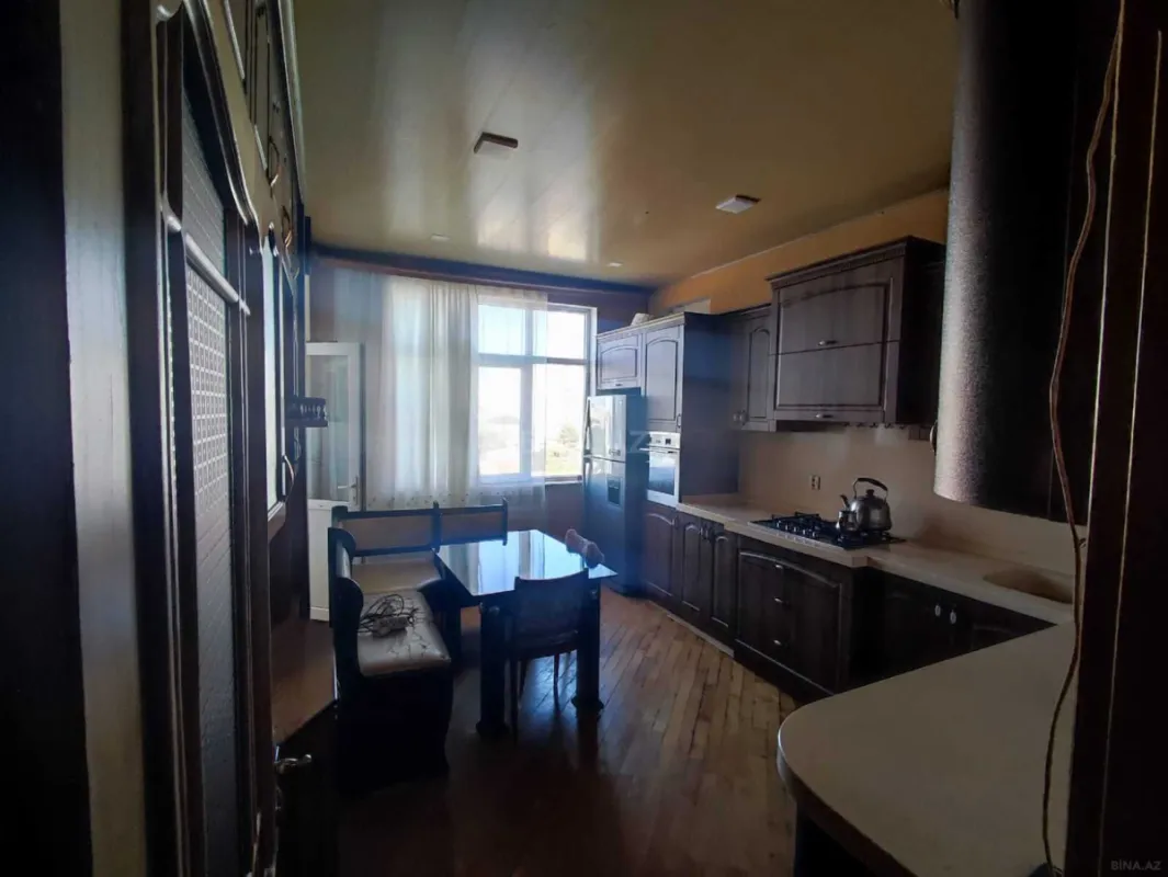 Kirayə verilir 3 otaqlı mənzil 128 m²