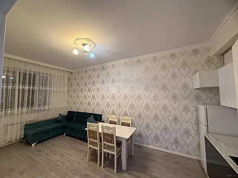 Kirayə verilir 2 otaqlı mənzil 50 m²