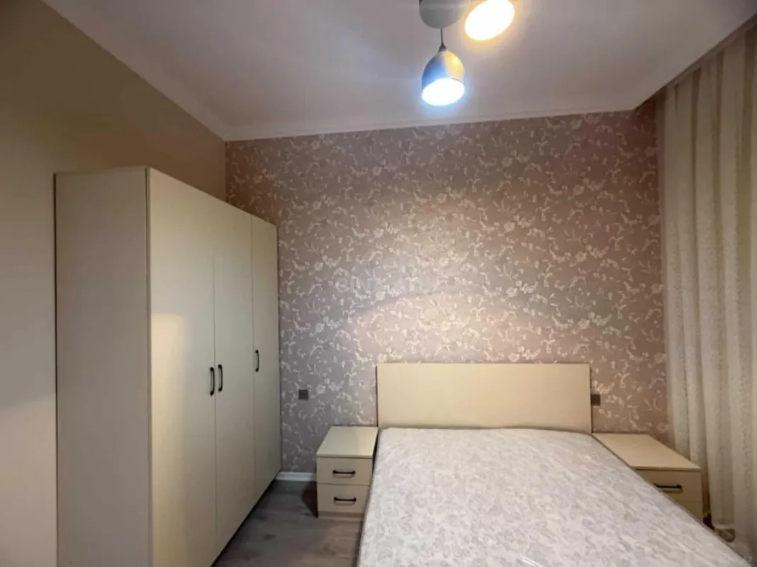 Kirayə verilir 2 otaqlı mənzil 50 m²