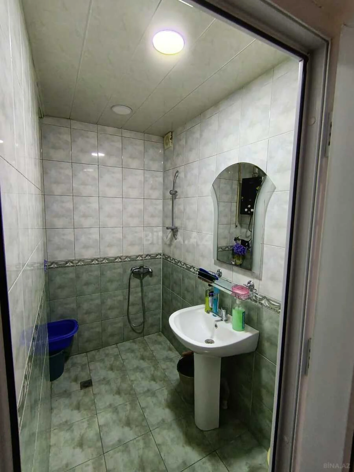 Satılır 4 otaqlı mənzil 110 m²