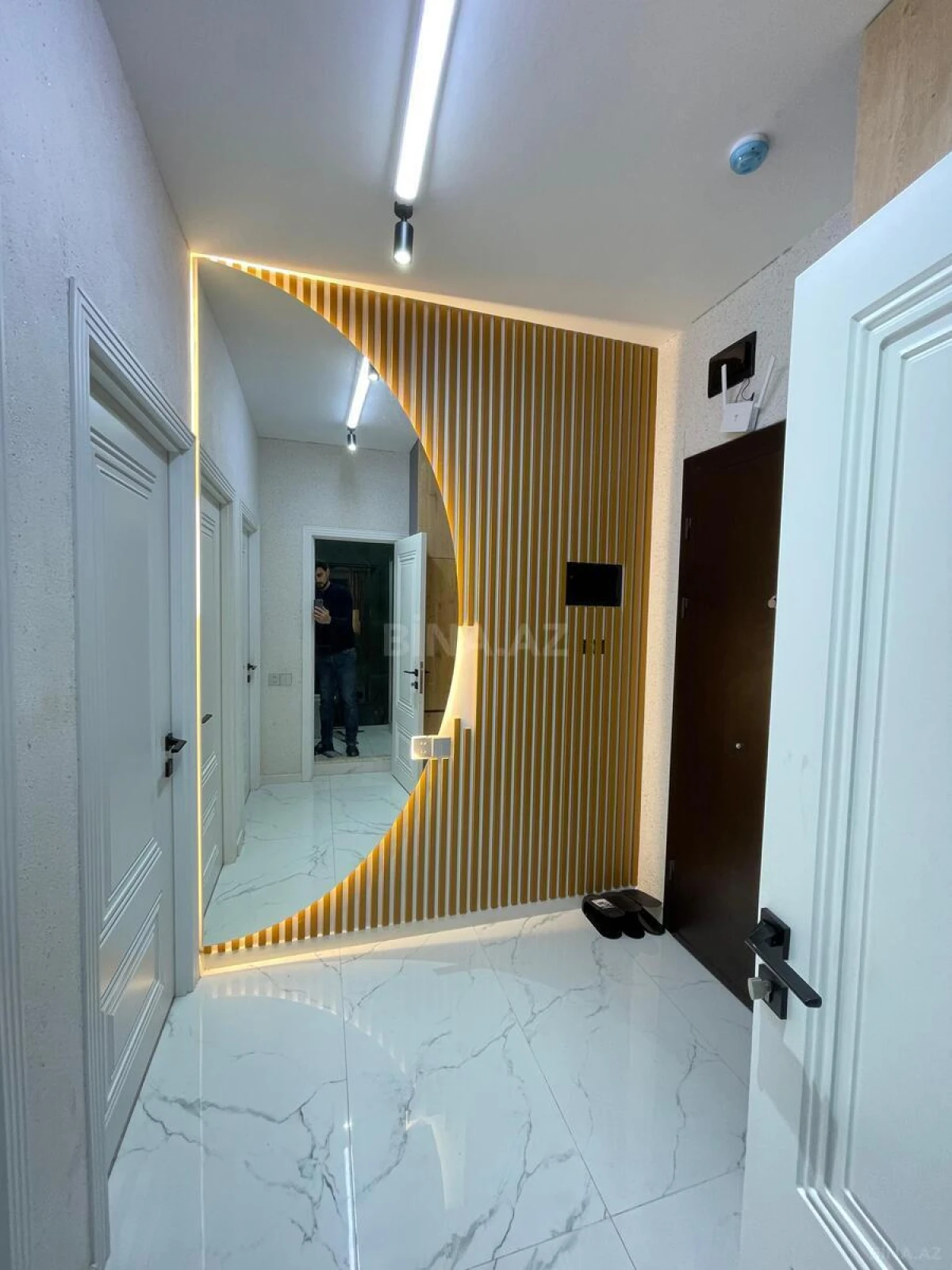 Kirayə verilir 2 otaqlı mənzil 55 m²