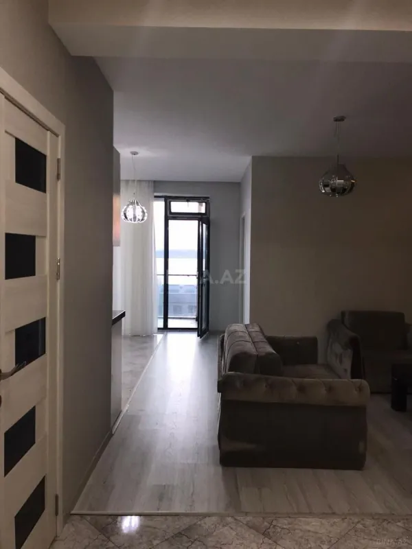 Kirayə verilir 2 otaqlı mənzil 65 m²