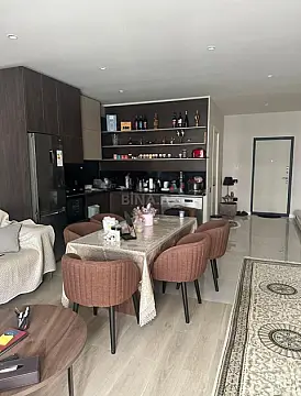 Kirayə verilir 2 otaqlı mənzil 100 m²