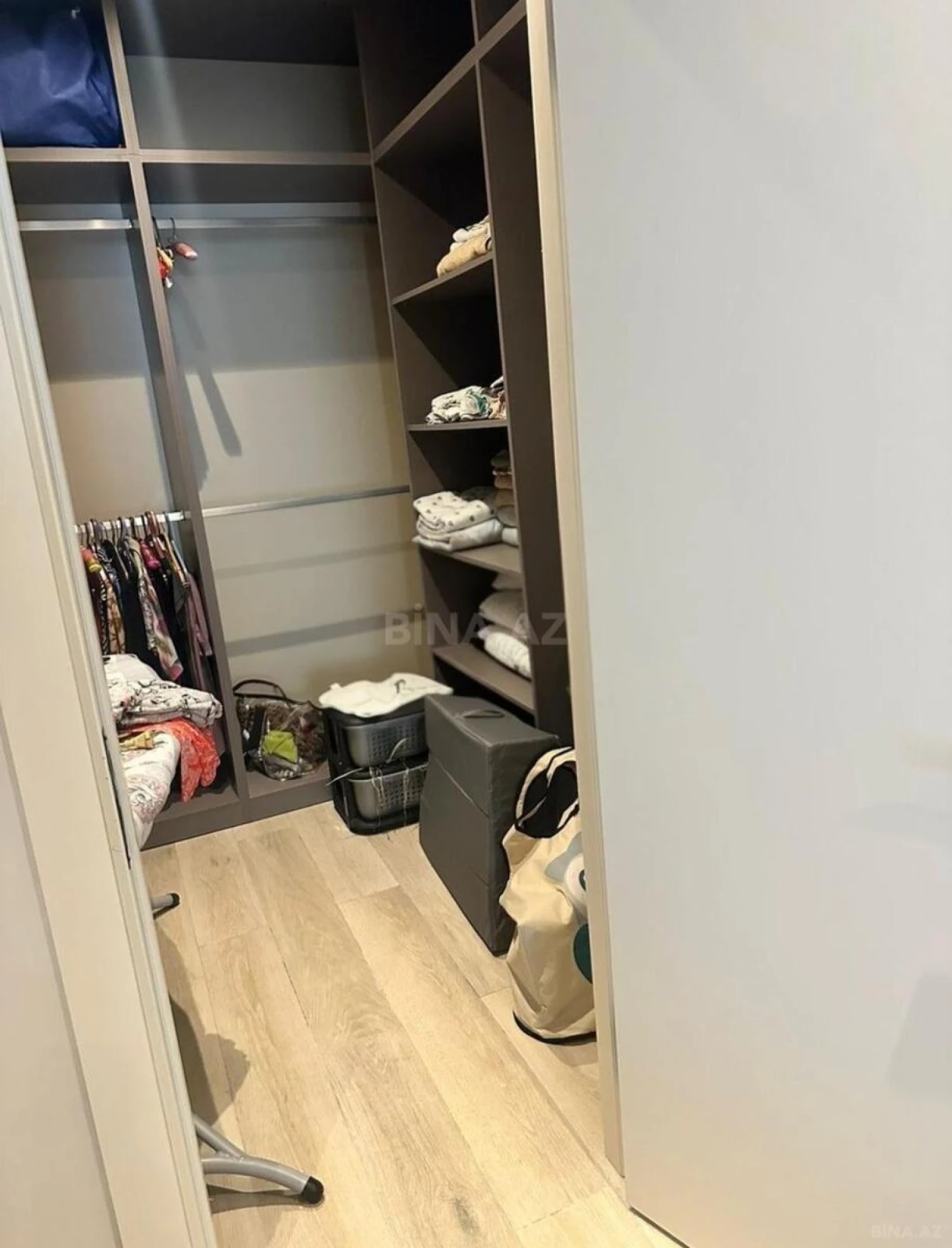 Kirayə verilir 2 otaqlı mənzil 100 m²