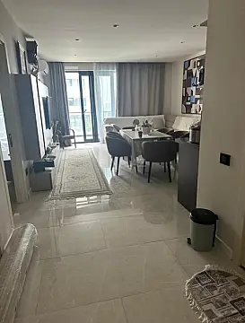 Kirayə verilir 2 otaqlı mənzil 100 m²