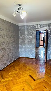 Kirayə verilir 2 otaqlı mənzil 45 m²