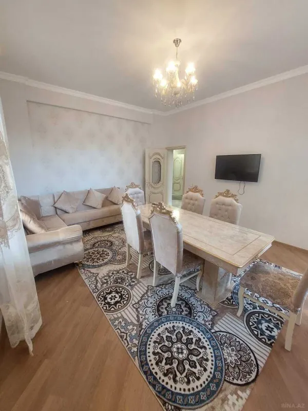Kirayə verilir 2 otaqlı mənzil 80 m²