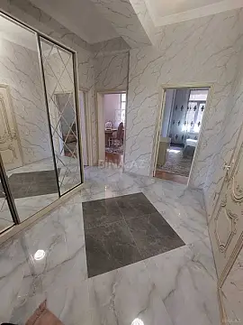 Kirayə verilir 2 otaqlı mənzil 80 m²