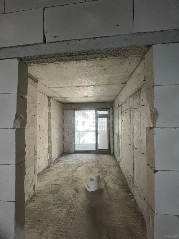 Satılır 3 otaqlı mənzil 140 m²