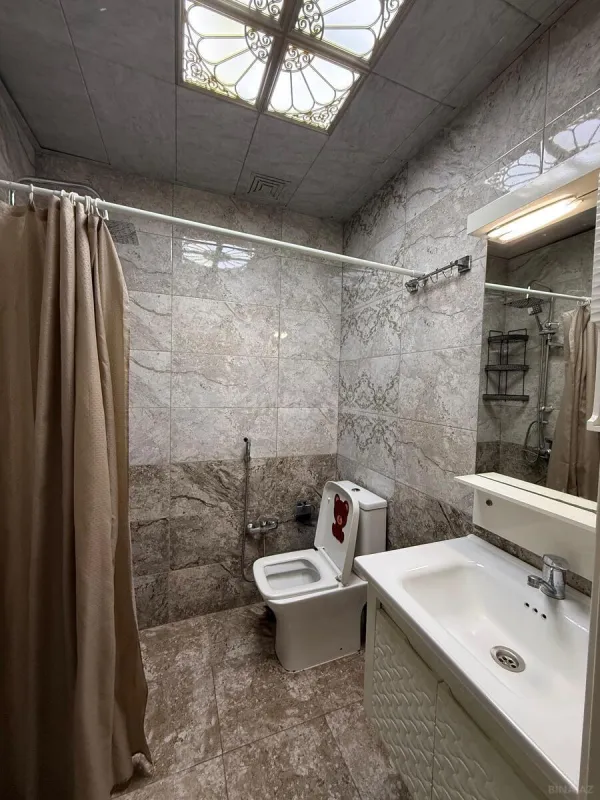 Satılır 2 otaqlı mənzil 53 m²