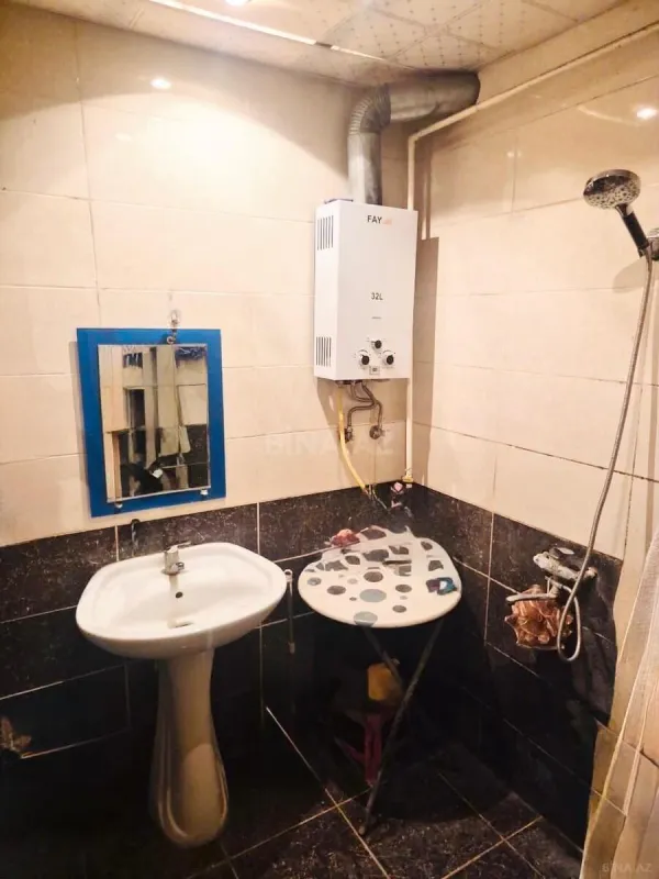 Satılır 2 otaqlı mənzil 65 m²