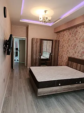 Kirayə verilir 3 otaqlı mənzil 110 m²