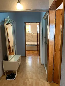 Kirayə verilir 2 otaqlı mənzil 60 m²