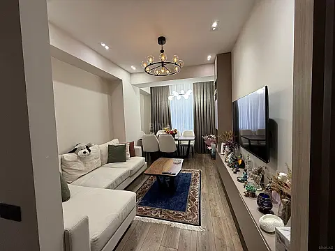 Kirayə verilir 2 otaqlı mənzil 70 m²