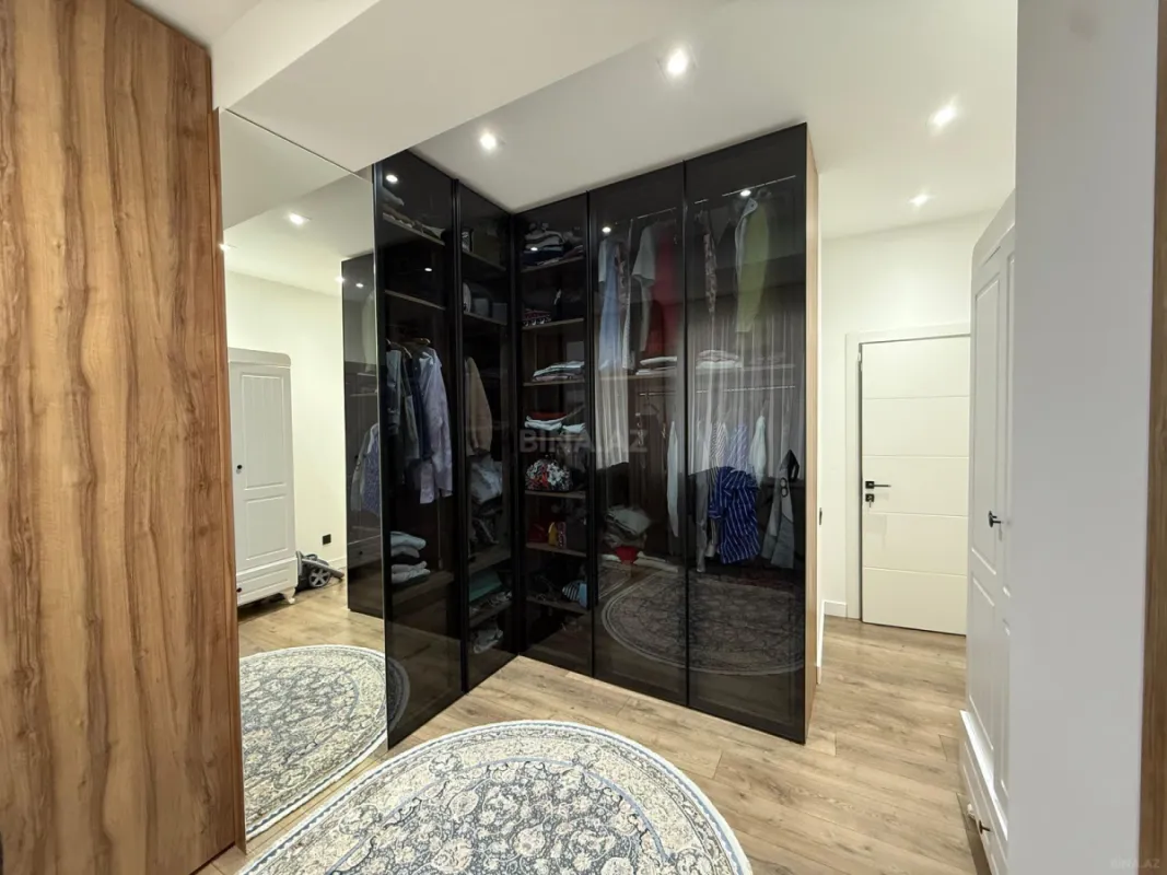 Kirayə verilir 2 otaqlı mənzil 70 m²