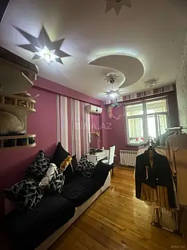 Kirayə verilir 2 otaqlı mənzil 60 m²