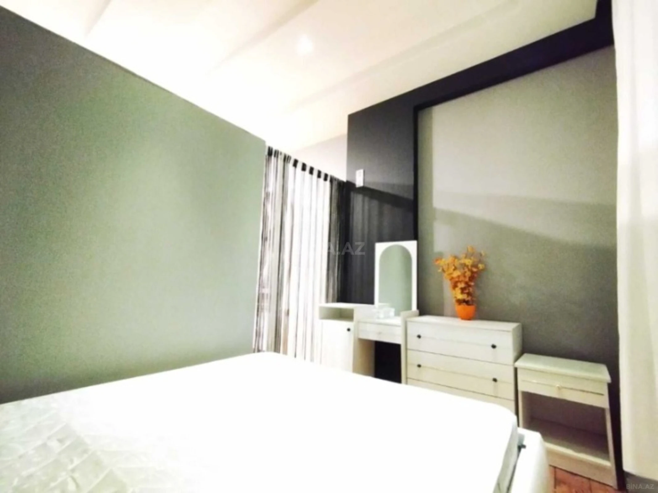 Kirayə verilir 2 otaqlı mənzil 60 m²