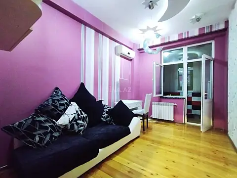 Kirayə verilir 2 otaqlı mənzil 60 m²