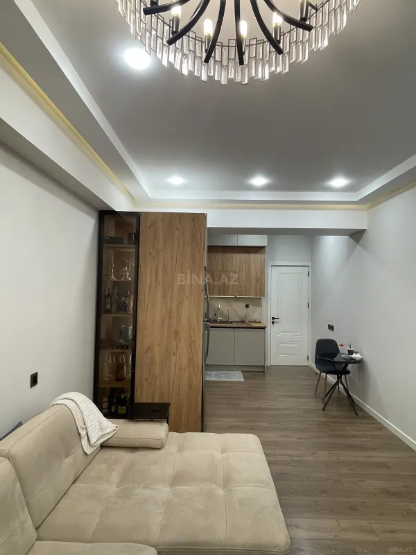 Satılır 2 otaqlı mənzil 100 m²