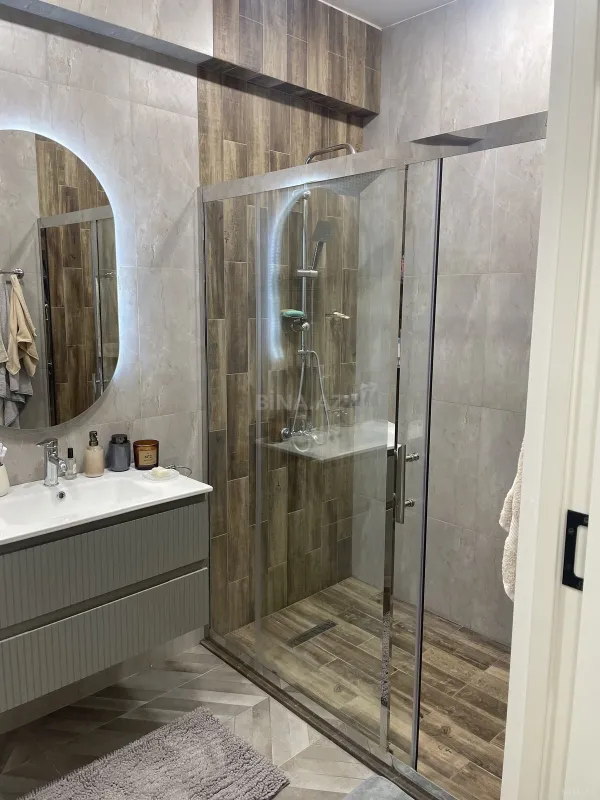 Satılır 2 otaqlı mənzil 100 m²