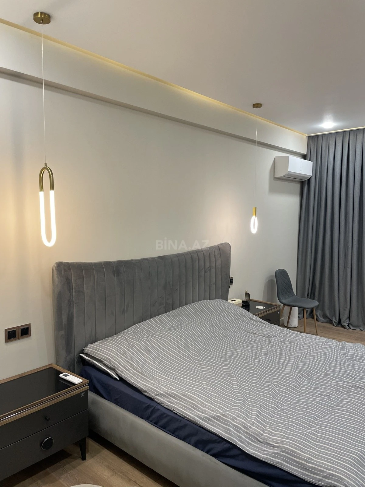 Satılır 2 otaqlı mənzil 100 m²