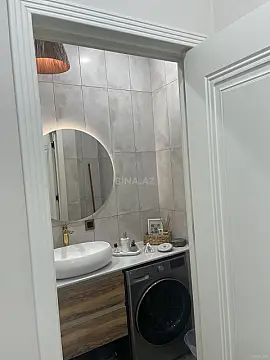 Satılır 2 otaqlı mənzil 100 m²