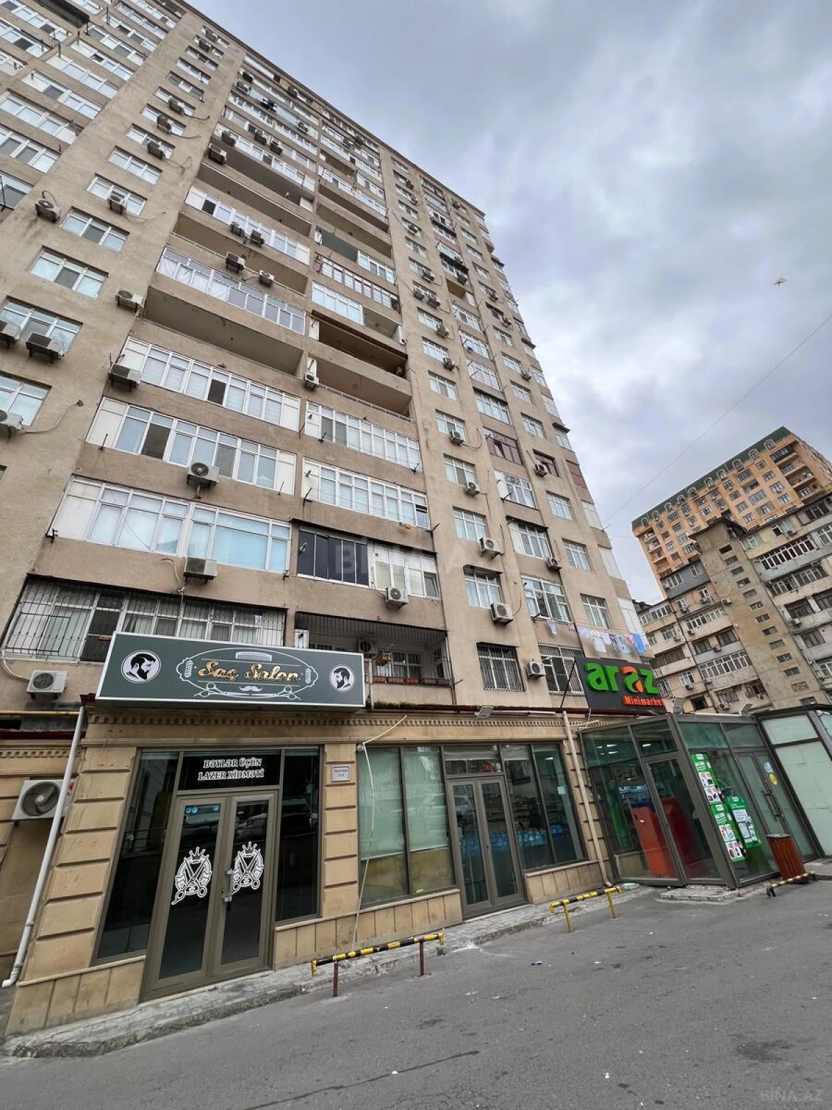 Satılır 2 otaqlı mənzil 90 m²