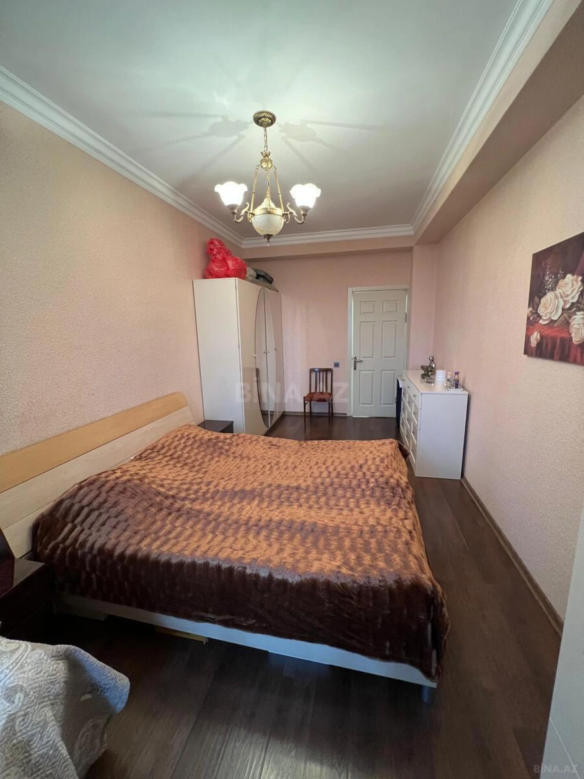 Satılır 2 otaqlı mənzil 90 m²