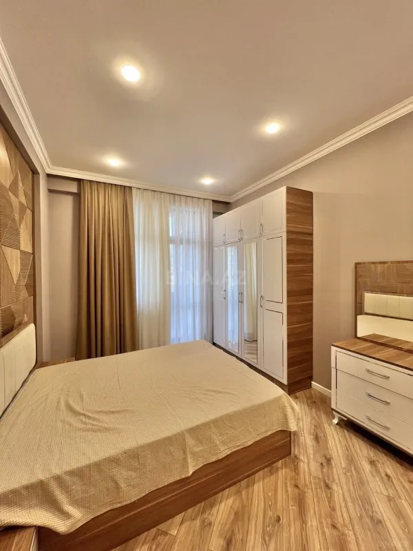 Satılır 2 otaqlı mənzil 52 m²