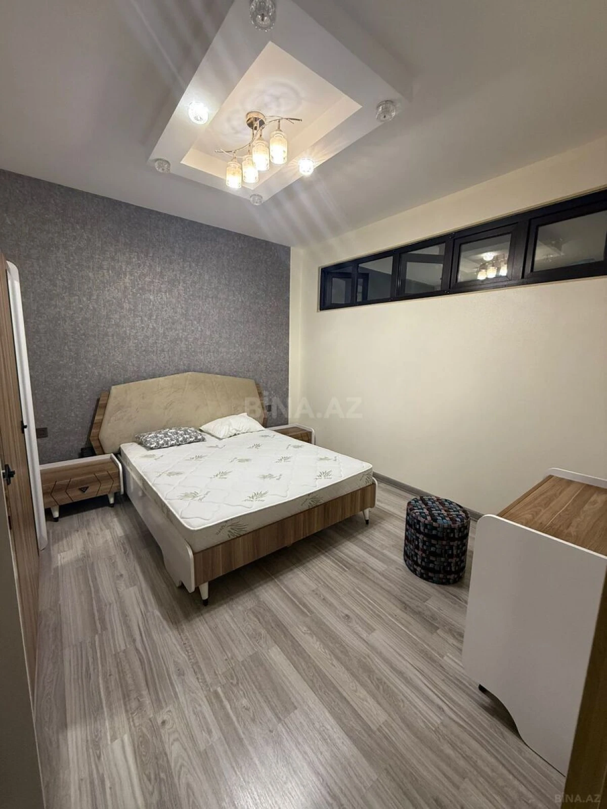 Kirayə verilir 3 otaqlı mənzil 105 m²