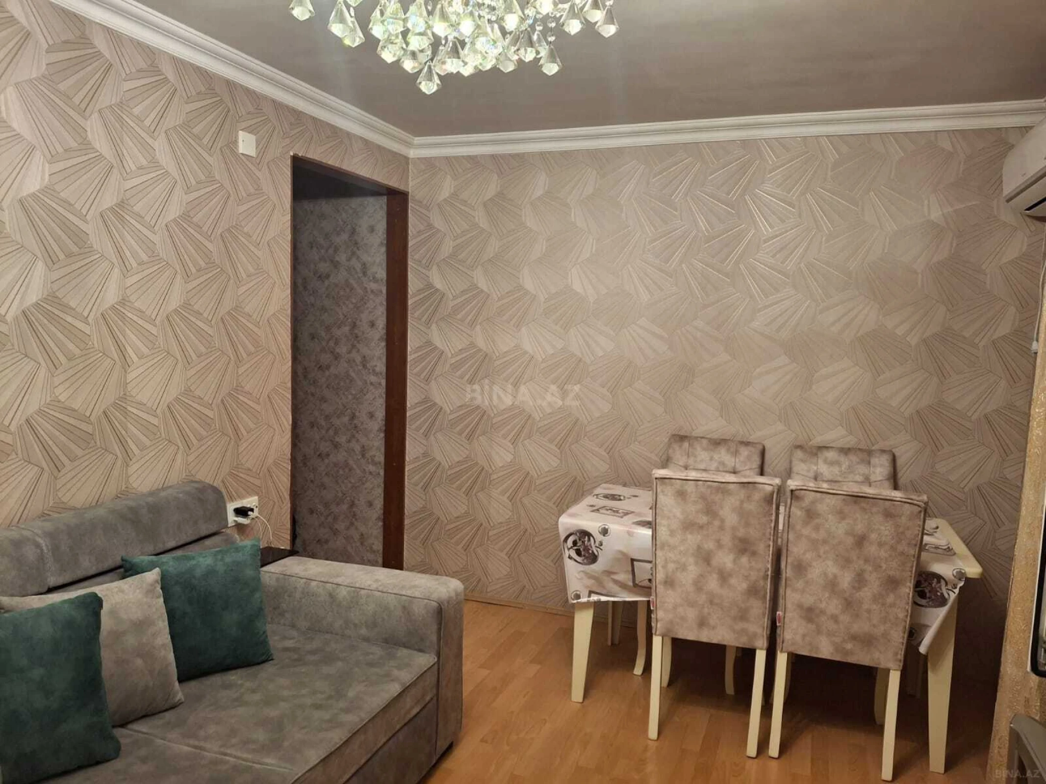 Satılır 2 otaqlı mənzil 30 m²