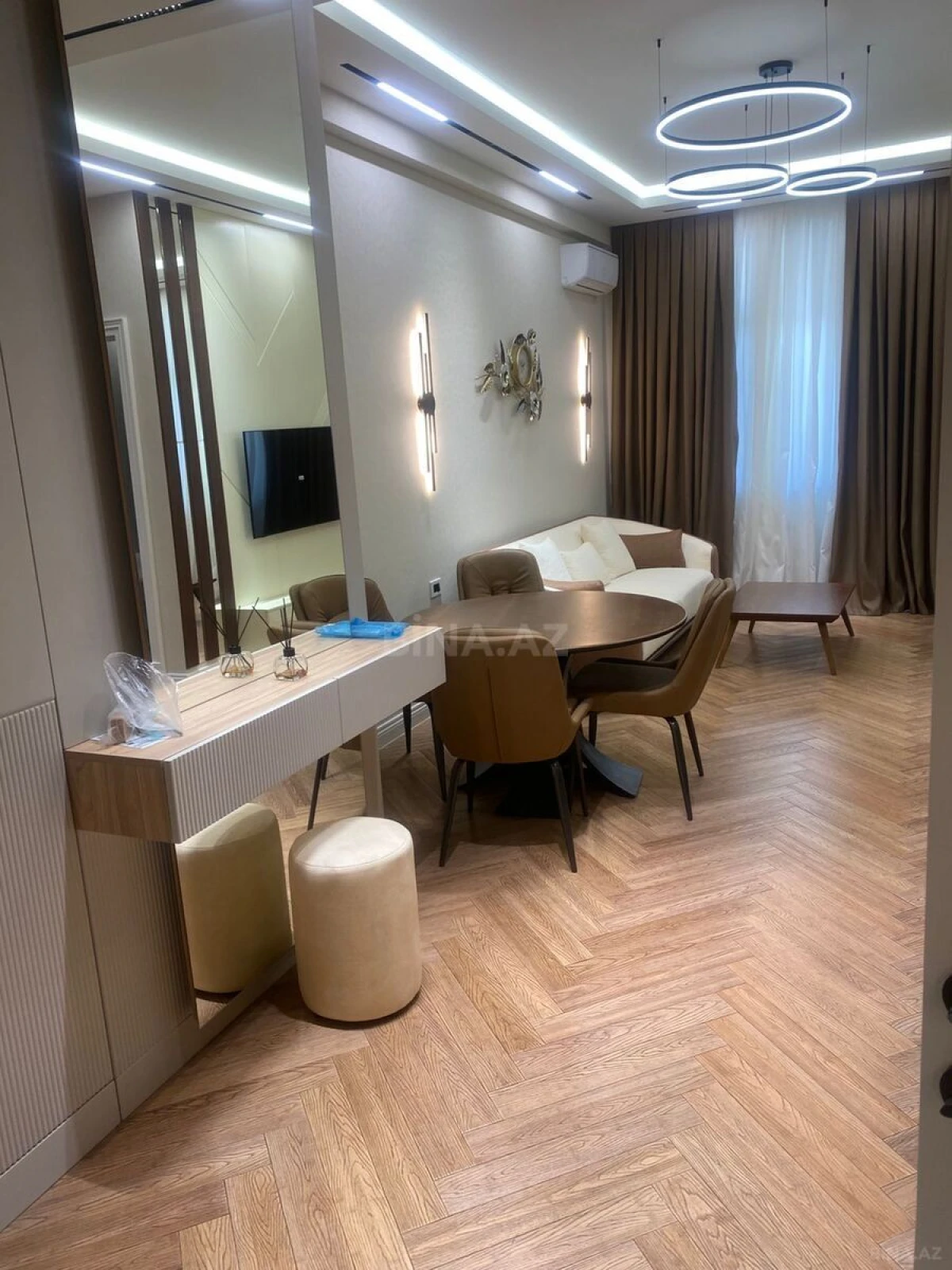 Kirayə verilir 2 otaqlı mənzil 68.5 m²