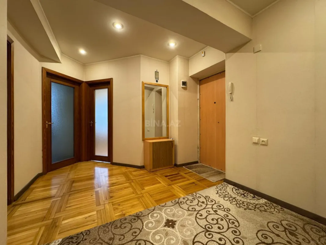 Satılır 3 otaqlı mənzil 90 m²