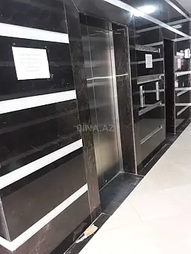 Satılır 3 otaqlı mənzil 158 m²