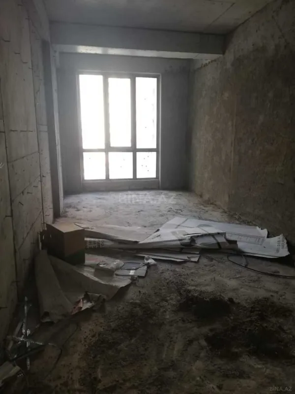 Satılır 3 otaqlı mənzil 158 m²