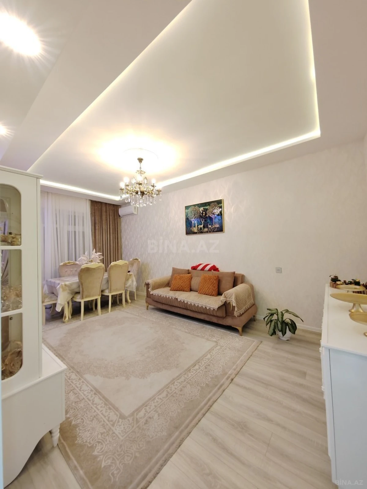Satılır 3 otaqlı mənzil 100 m²