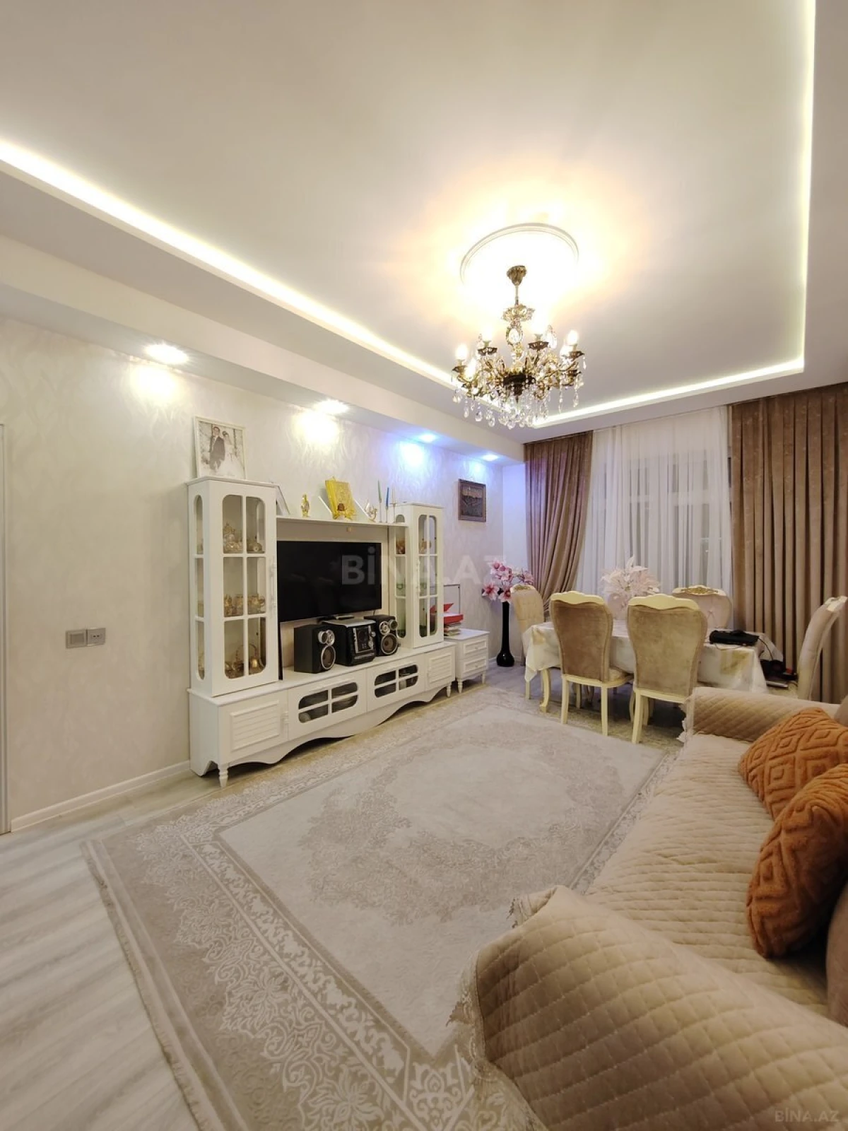 Satılır 3 otaqlı mənzil 100 m²