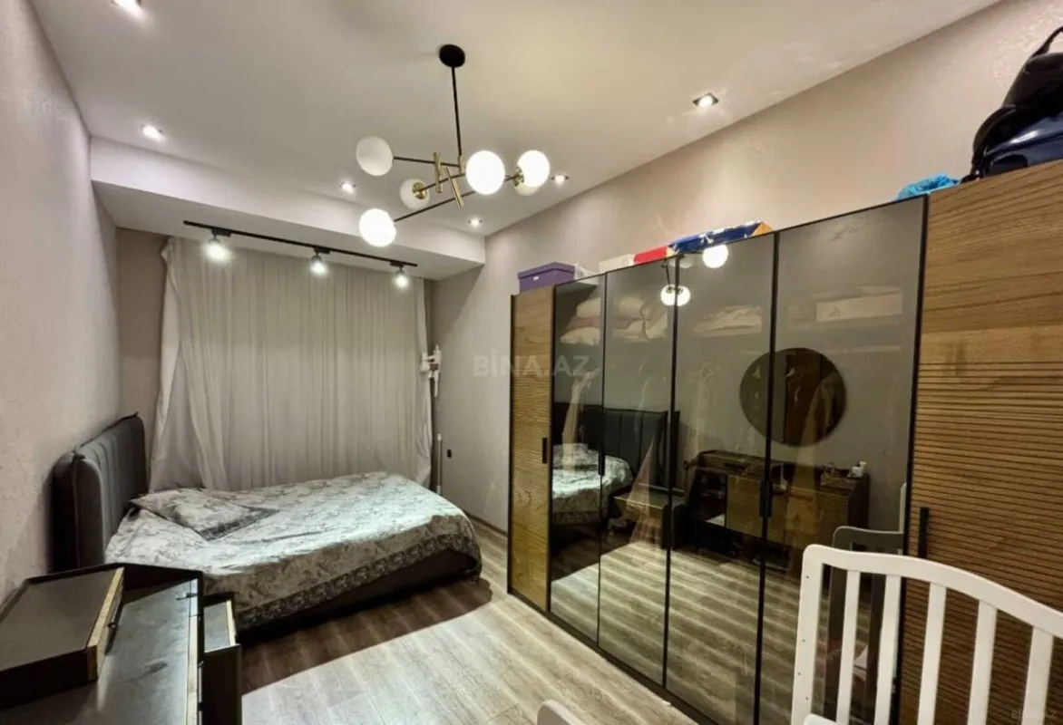 Kirayə verilir 2 otaqlı mənzil 60 m²