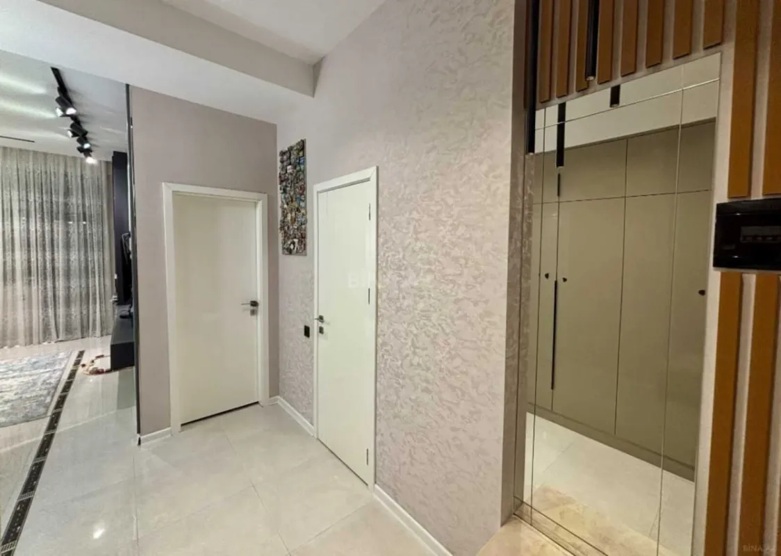 Kirayə verilir 2 otaqlı mənzil 60 m²