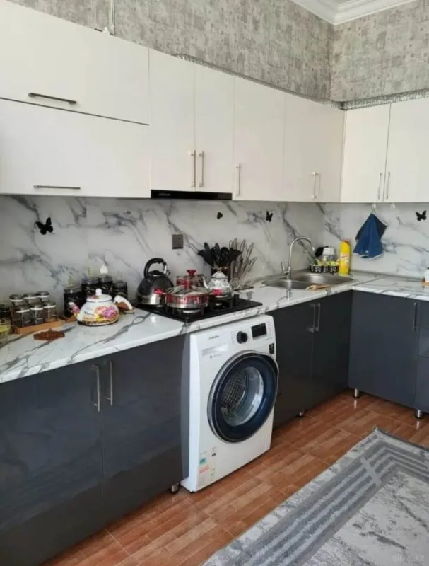Satılır 2 otaqlı mənzil 74 m²