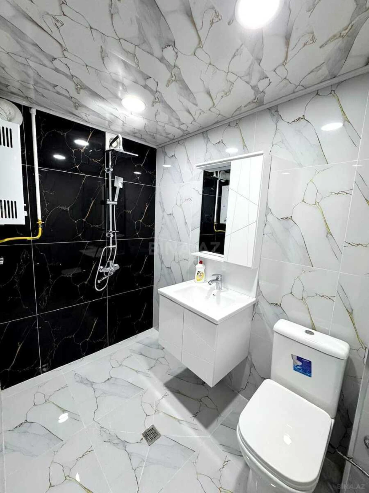 Satılır 2 otaqlı mənzil 55 m²