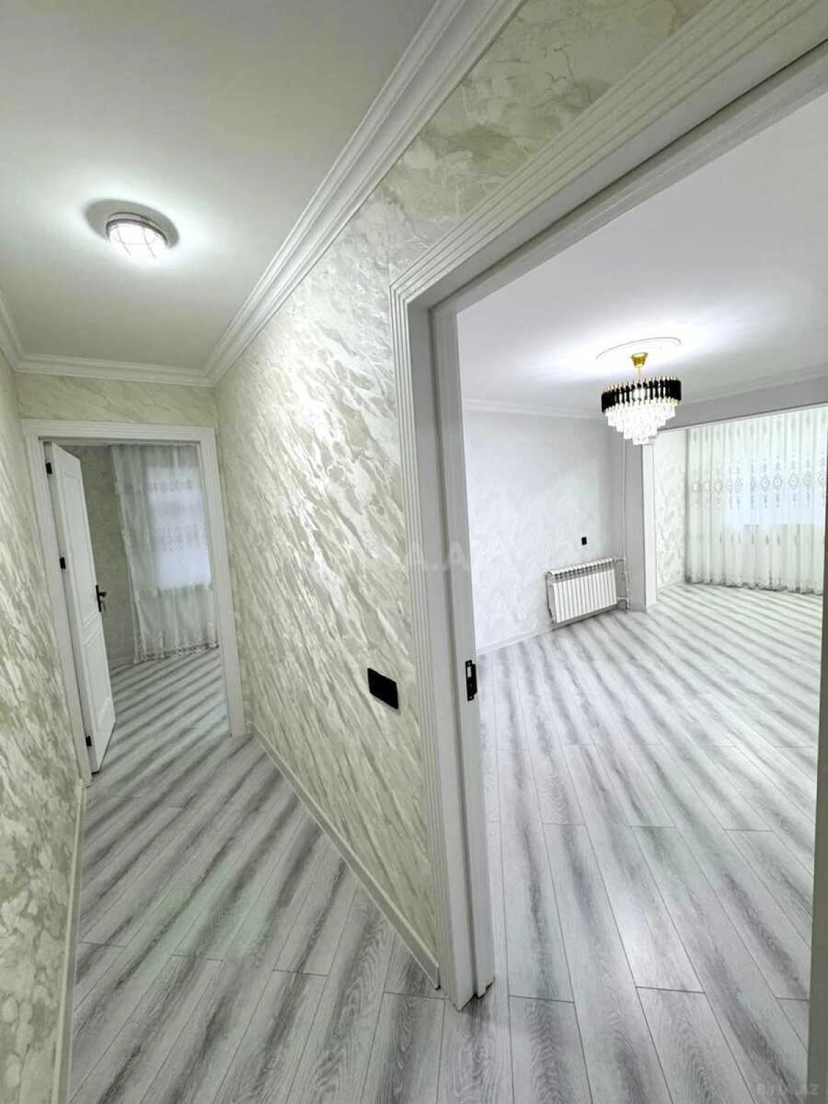Satılır 2 otaqlı mənzil 55 m²